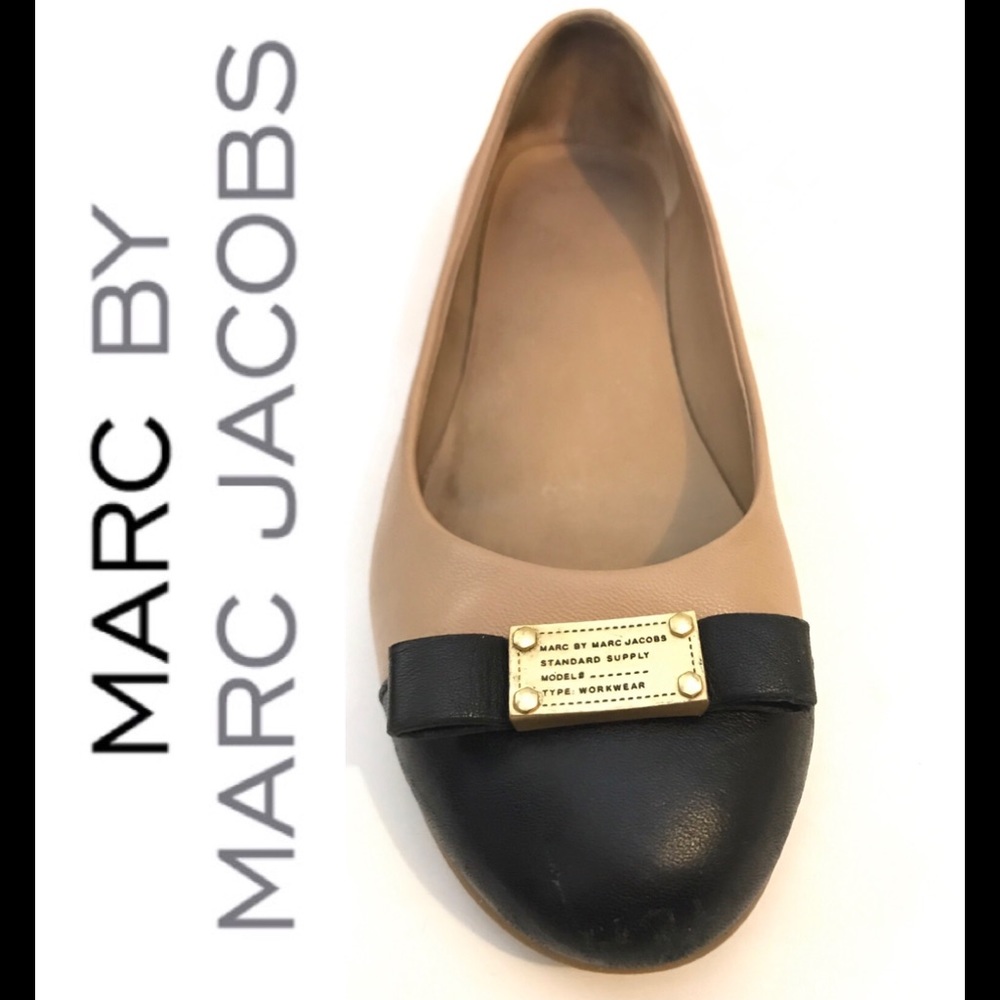 MARC BY MARC JACOBS BOW PLATE BALLET FLATS TAN 6.5